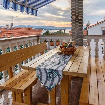 Apartman Mauro Malinska Luaran gambar