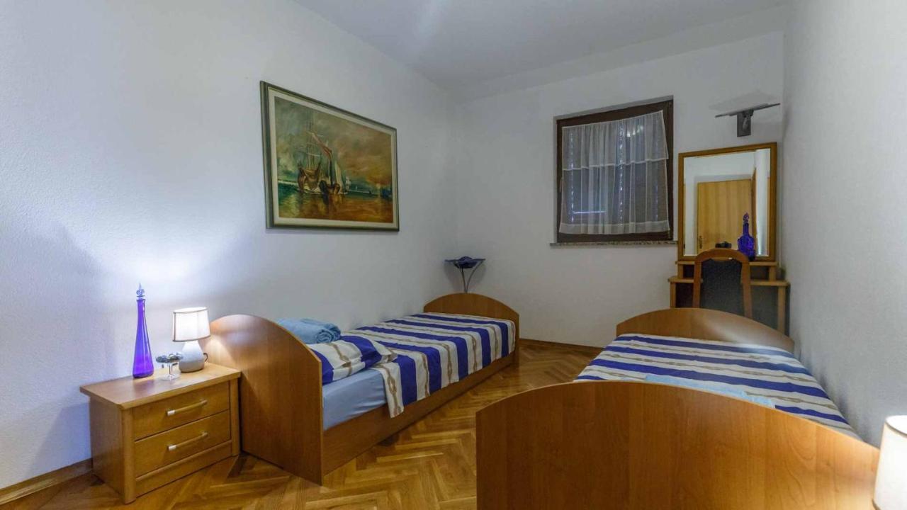 Apartman Mauro Malinska Luaran gambar