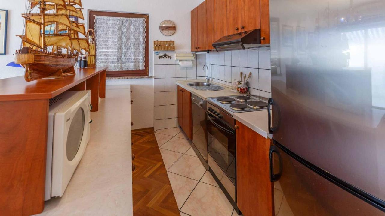 Apartman Mauro Malinska Luaran gambar