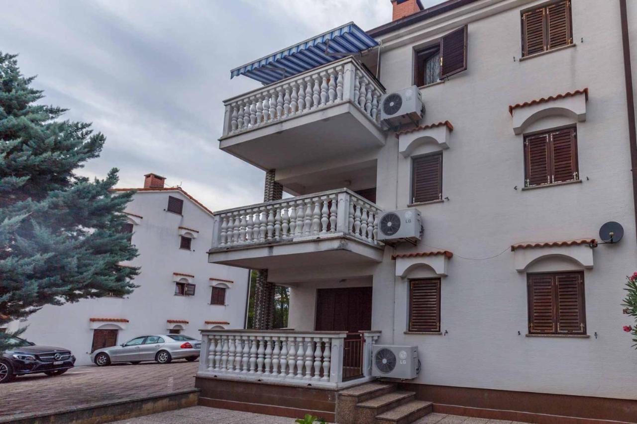 Apartman Mauro Malinska Luaran gambar